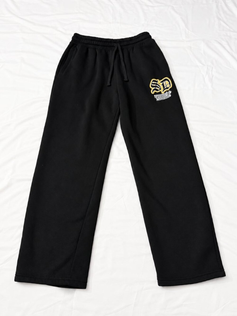 Supply & Demand NYC Black Graphic Wide Leg Sweatpants Large